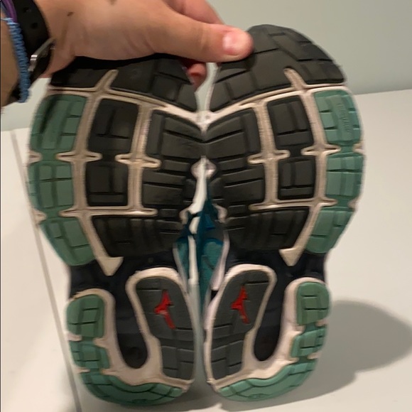 Mizuno Women’s Size 8.5 - Picture 7 of 7